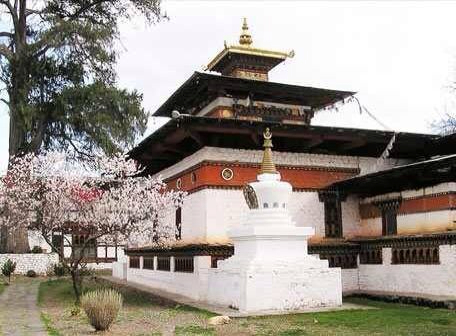 嘎瑪仁波切：不丹最老的寺，鎮魔聖寺二　祈楚寺
