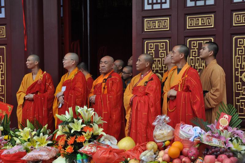 11月13日肇慶慶雲寺藥師佛殿盛大開光法會圖片