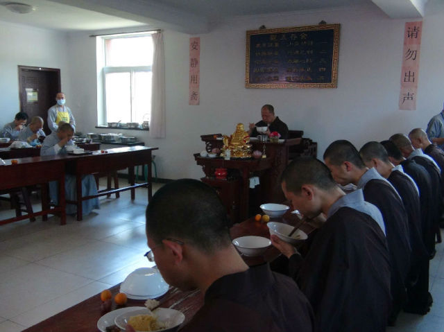 大願法師：佛教中「過午不食」暗含的10個養生作用