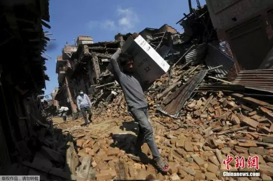 尼泊爾一位活佛的震後生活：尼泊爾需要我們