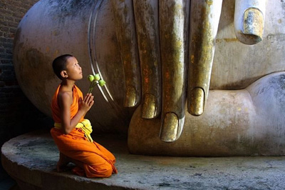 拜佛背後的神秘加持力量，佛教儀式暗含千古之謎