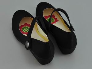網站居士鞋：雪蓮淺口黑色時裝女鞋（LH001-1A）