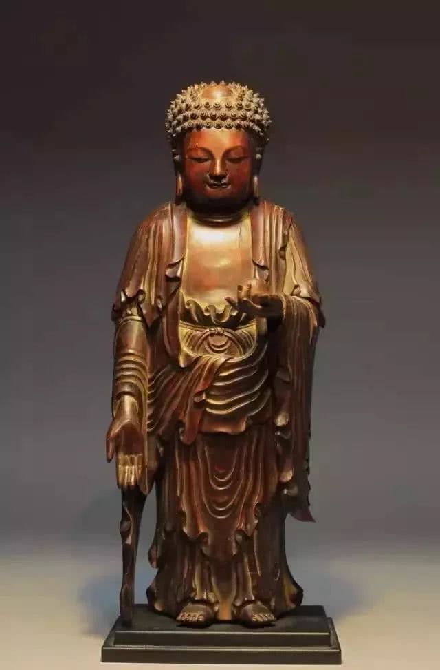 莊嚴、華貴、甜美　教你看懂中國古代木雕佛像