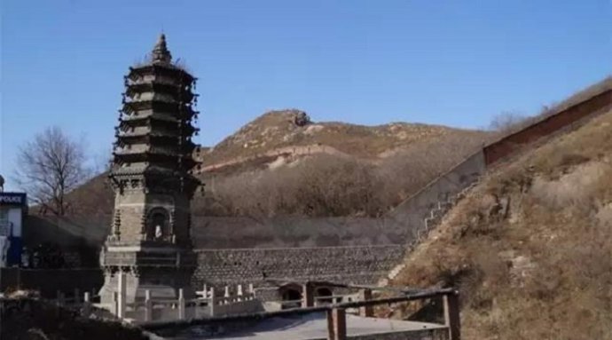 獨尊湛現：千萬不要用一顆痴迷的心去追求佛法