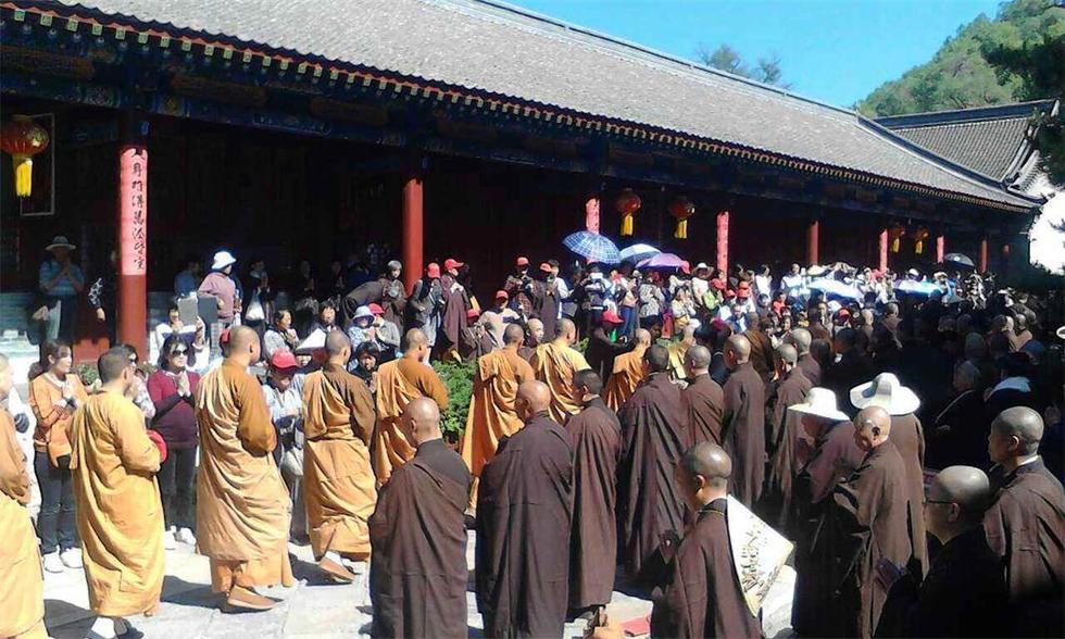 夢參長老百歲壽誕五台山大顯通寺普佛供五千僧祈福