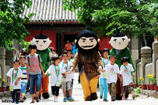 龍泉寺里的高材「僧」