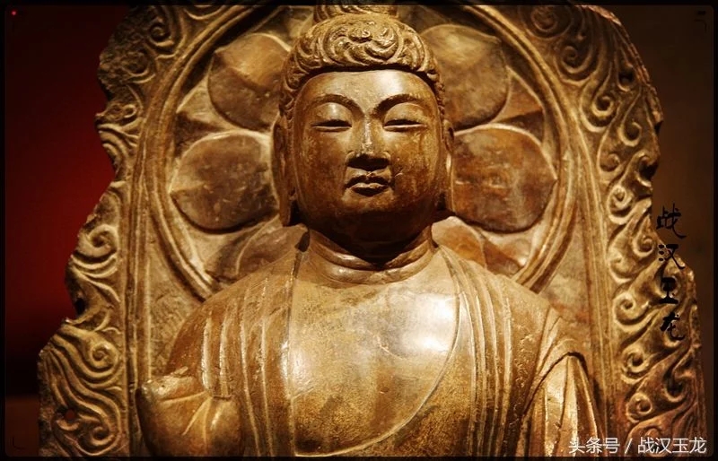 佛教神化下的武則天　大唐神龍元年青石彌勒佛像賞析