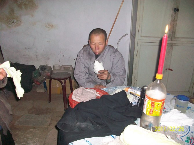 嚴守清規的深山古剎苦修僧
