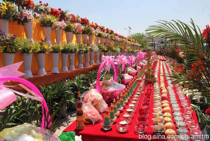 妙吉寺：妙吉寺第四屆十萬束鮮花供佛法會盛況