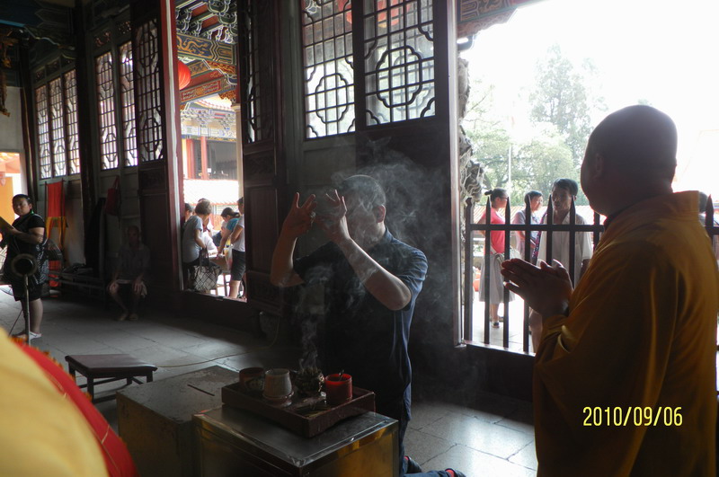 學佛網舟曲災區祈福、超度、放生、瑜伽焰口法會在竹林禪寺舉