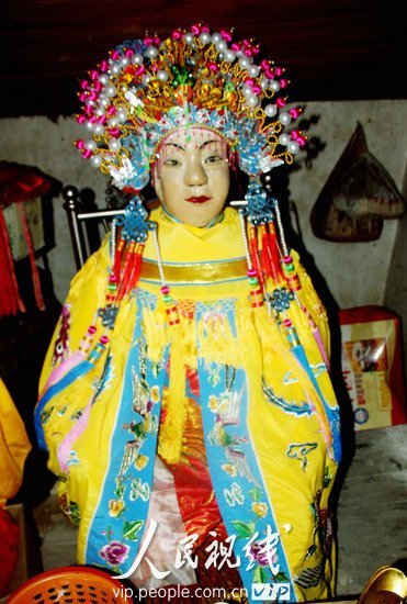 江西上饒發現真身塑像 老嫗去世20年不腐