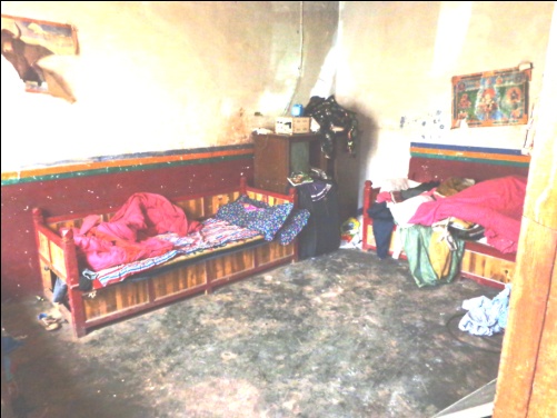 藏區那些貧困失學的孩子們