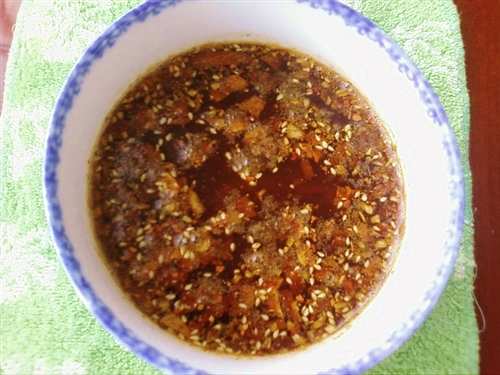 吃平常飯菜，知人情冷暖